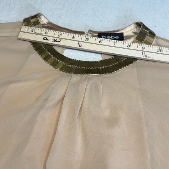 bebe Beige Blouse with Gold Metal Trim & Open Back - Size XS - Picture 12 of 16